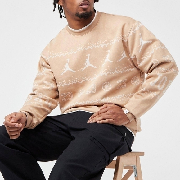 Jordan Essentials Festive Fleece Pullover Sweater Size Medium NWT - Picture 4 of 10